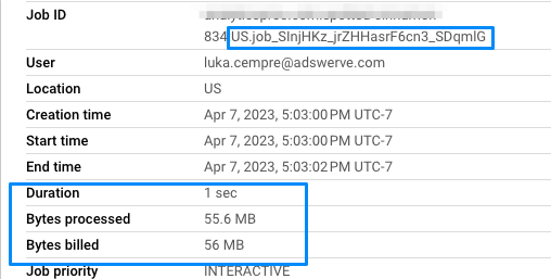 Example of distinct syntax and job ids for Looker Studio